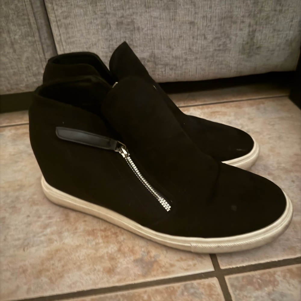 Madden Girl Black Platform Sneakers with Zipper